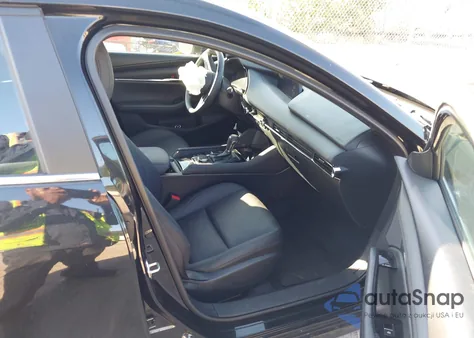 2024 Mazda Mazda3 2.5 S Preferred из США, поврежденный, VIN JM1BPALMXR1719899